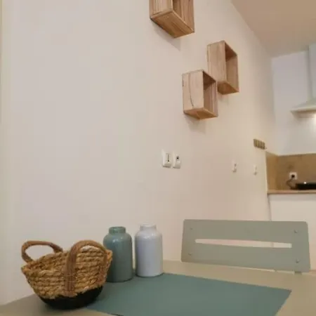 Apartment Le 5 *